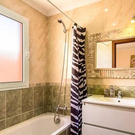 Talkayan By La Oliva