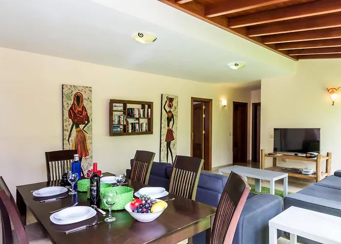 Talkayan By * La Oliva